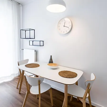 Stilvolle & Helle Lejlighed *